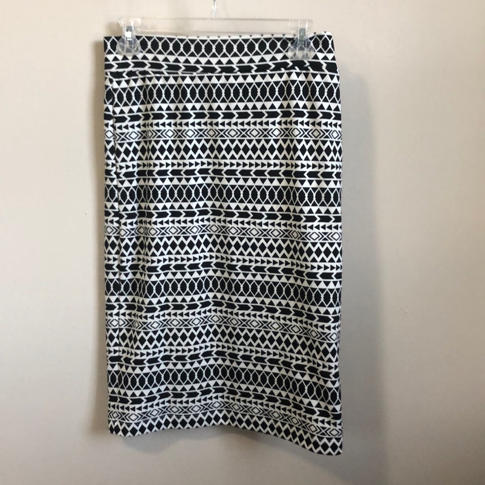 Black and white patterned skirt